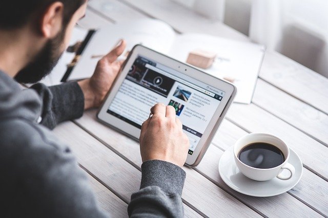 How to Make Money From Blogging - Complete Guide